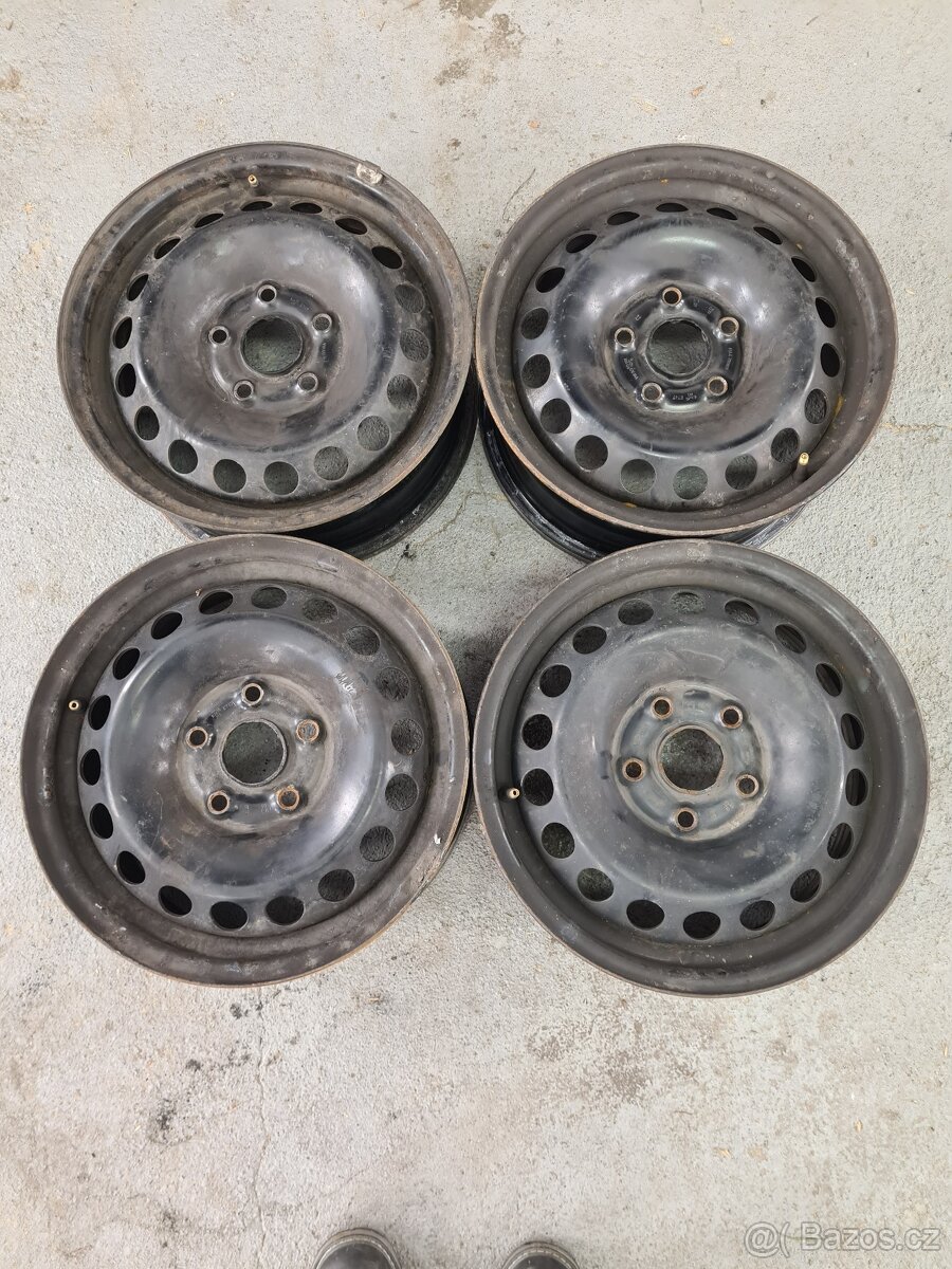 Plechové disky 6Jx15 H2, ET47, rozteč 5x112