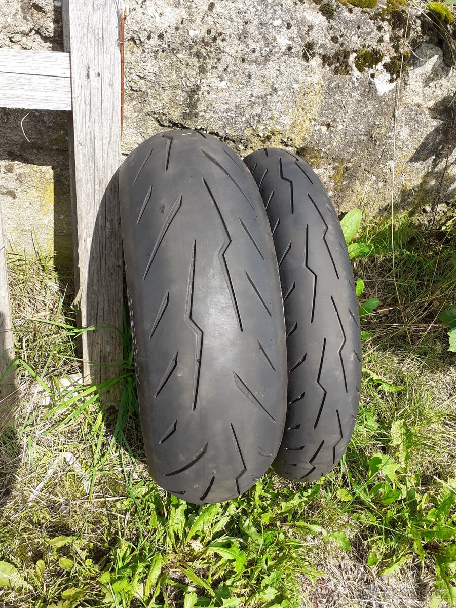 Pneu Pirelli Diablo Rosso IV