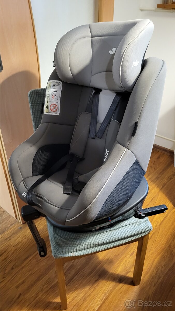 Autosedacka Joie i-spin 360, model roku 2019