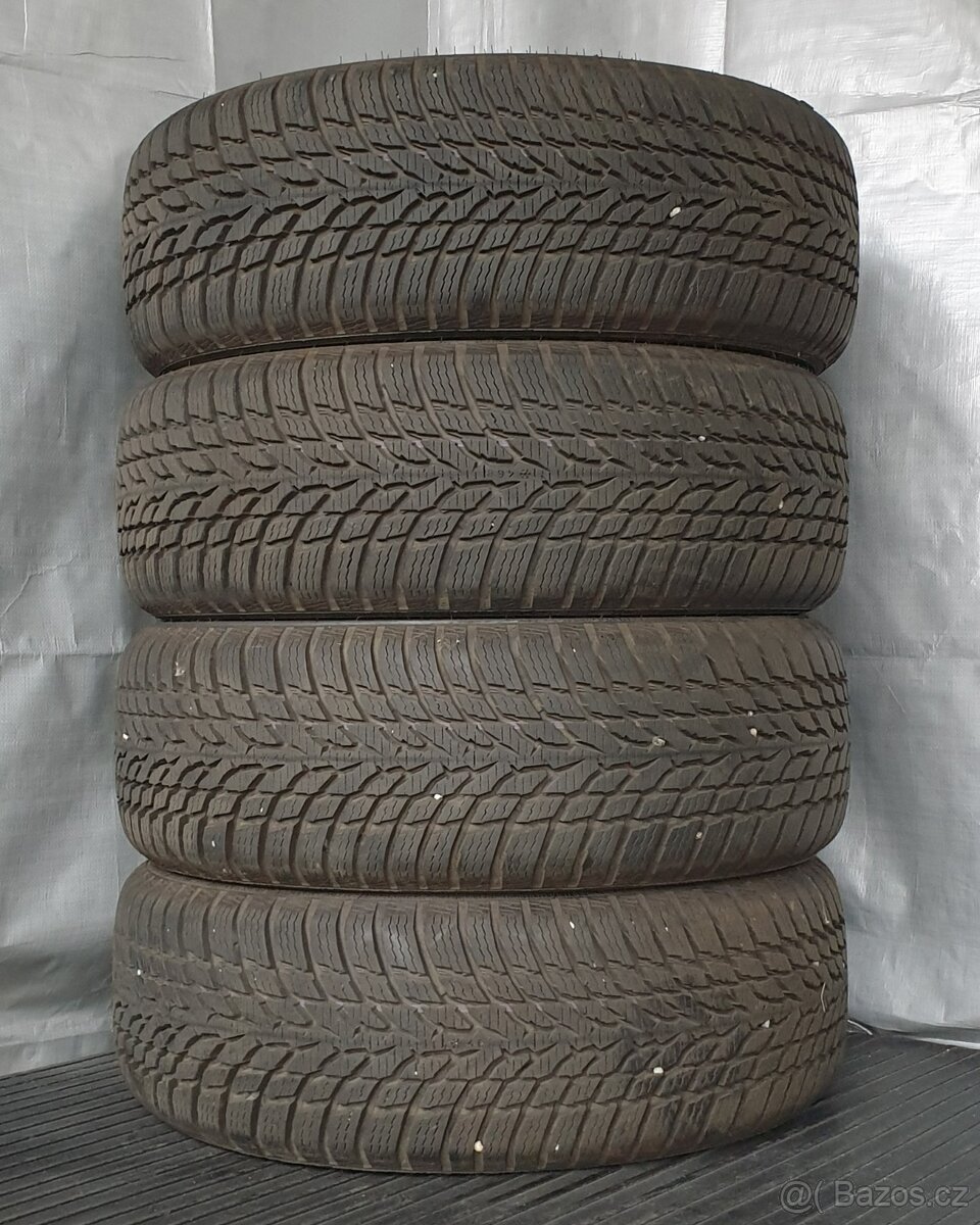 Zánovní zimní pneumatiky Nokian 195/55 R16 č.AP170