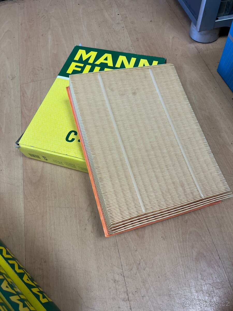 MANN FILTER C 4312/1 Vzduchový filtr Mercedes