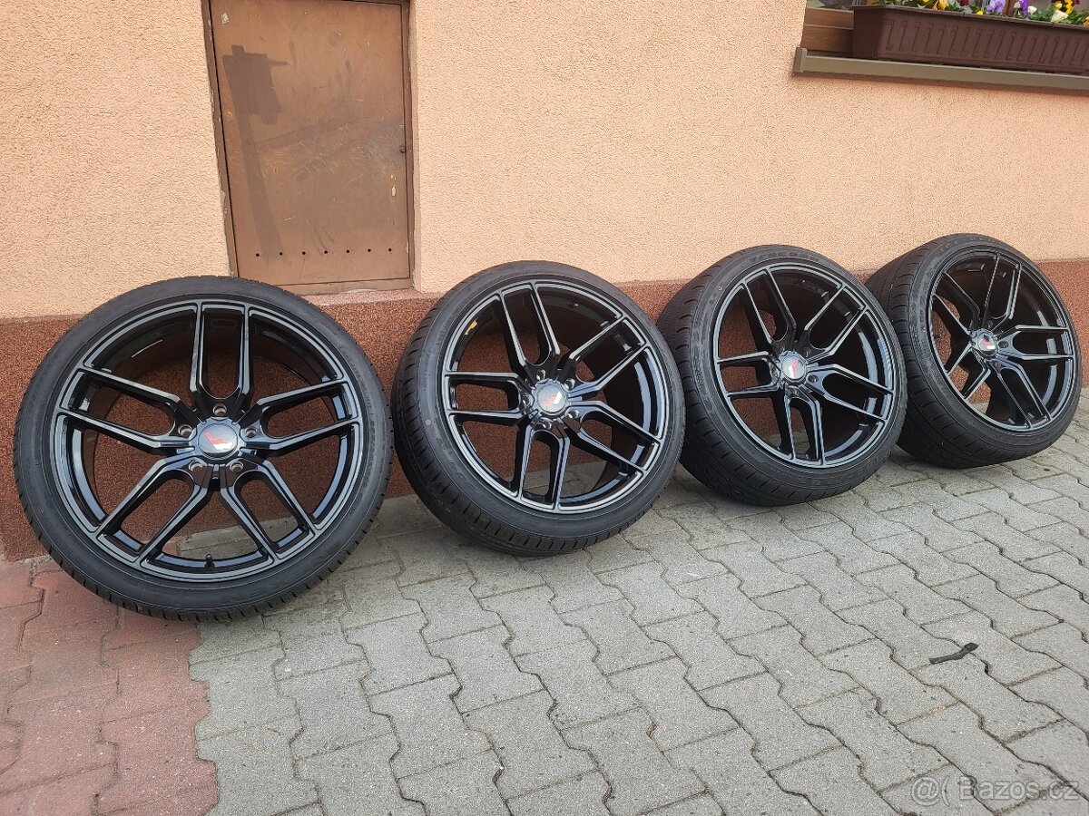 Bmw kola JR25 5x120 255/35 R19