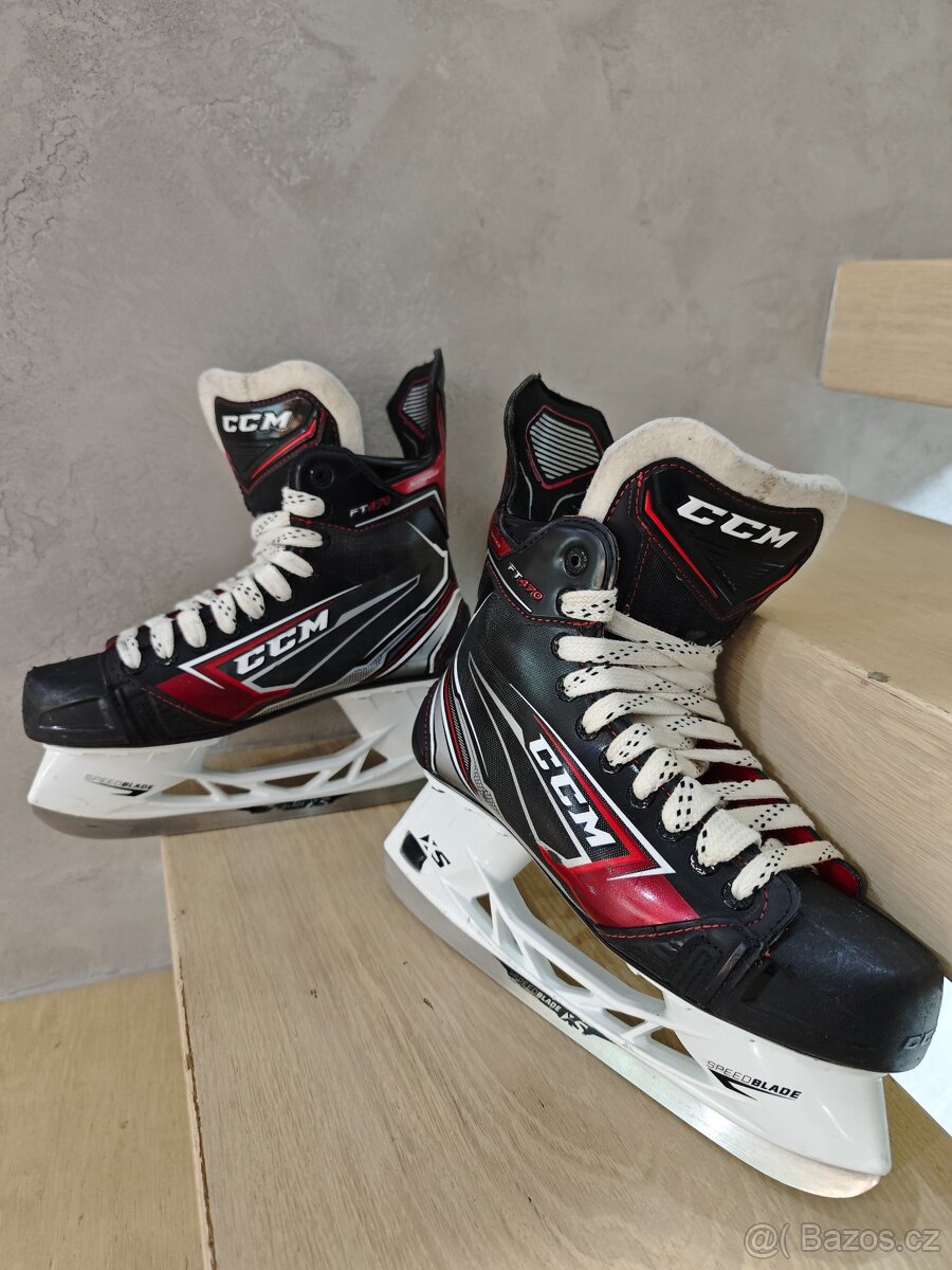 Nové Hokejové brusle CCM jetspeed FT470 vel 42,5