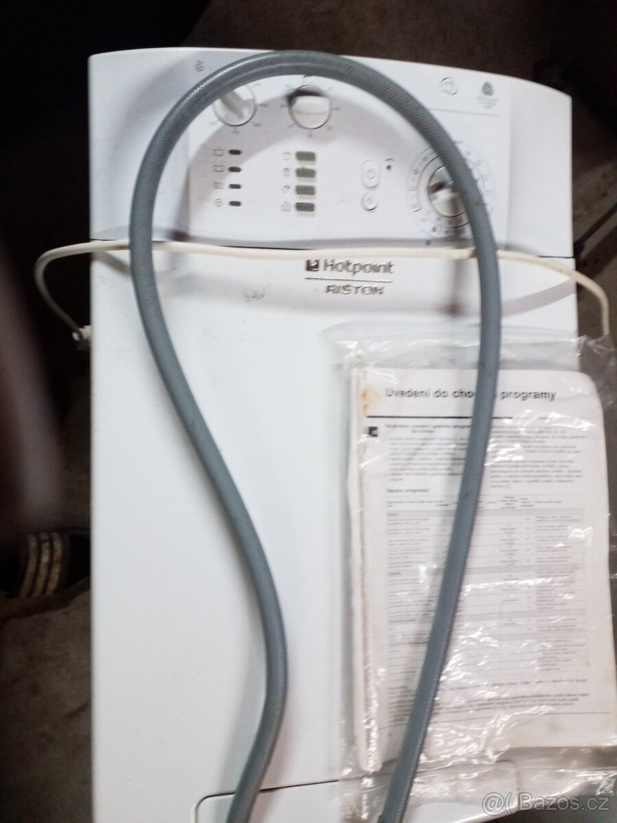 Vrchem plnena pracka