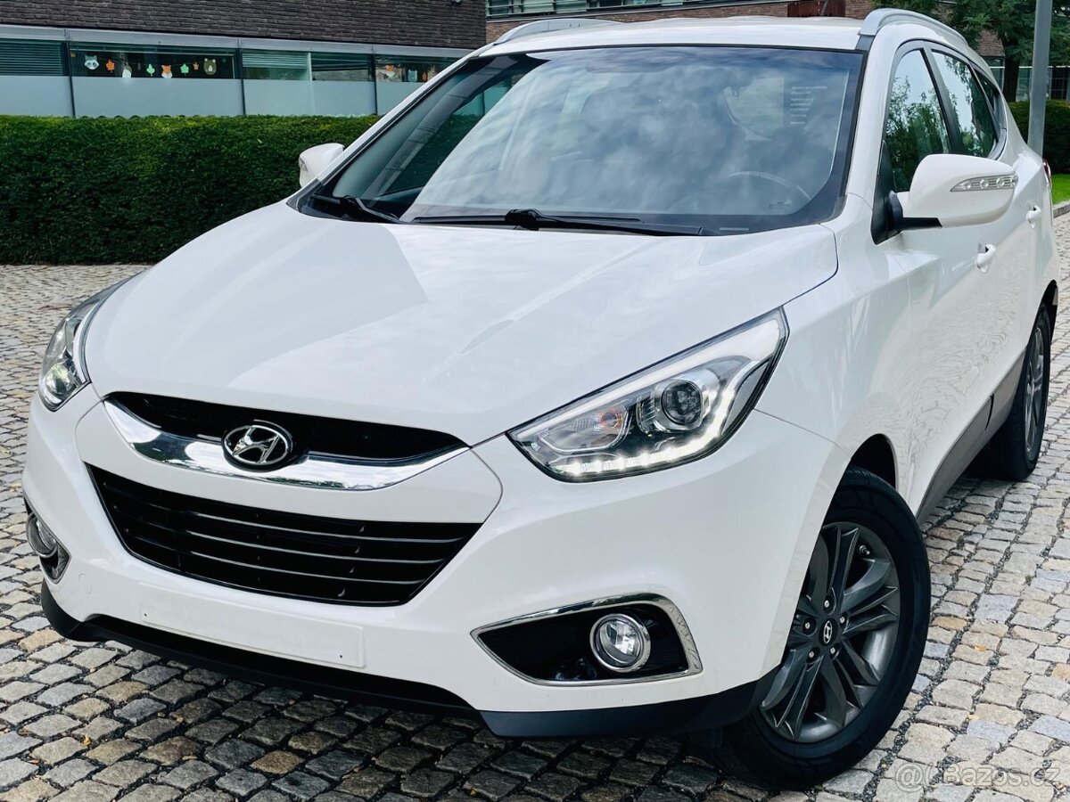 Hyundai ix35 2.0CRDi 4x4 FACELIFT VYHŘEV SERVISKA TAŽNÉ