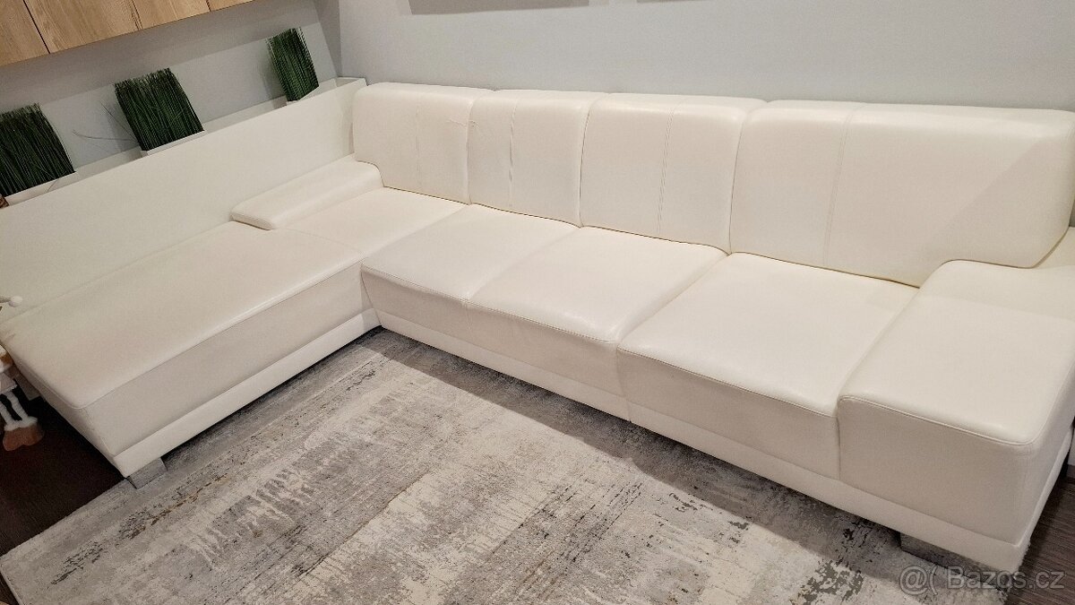 Prodám rohovou sedací soupravu (sedačku)