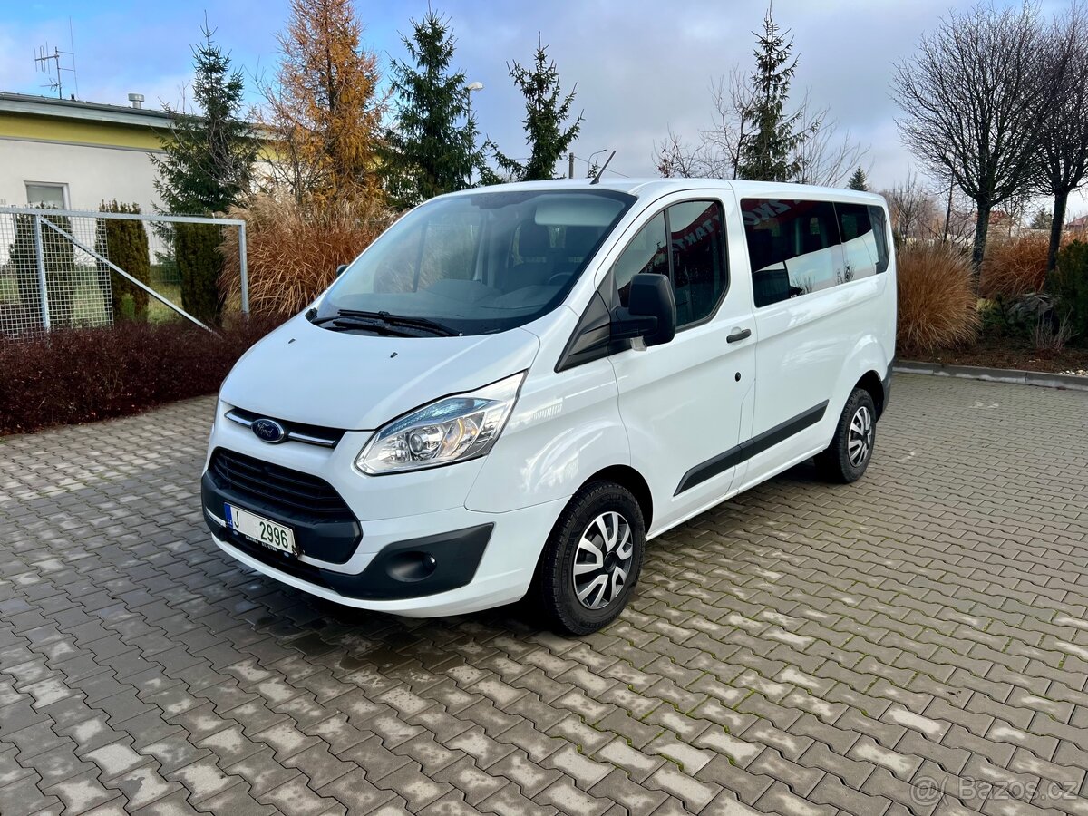 Ford Transit Custom Variobus 2,2 TDCi 92kW 9 míst
