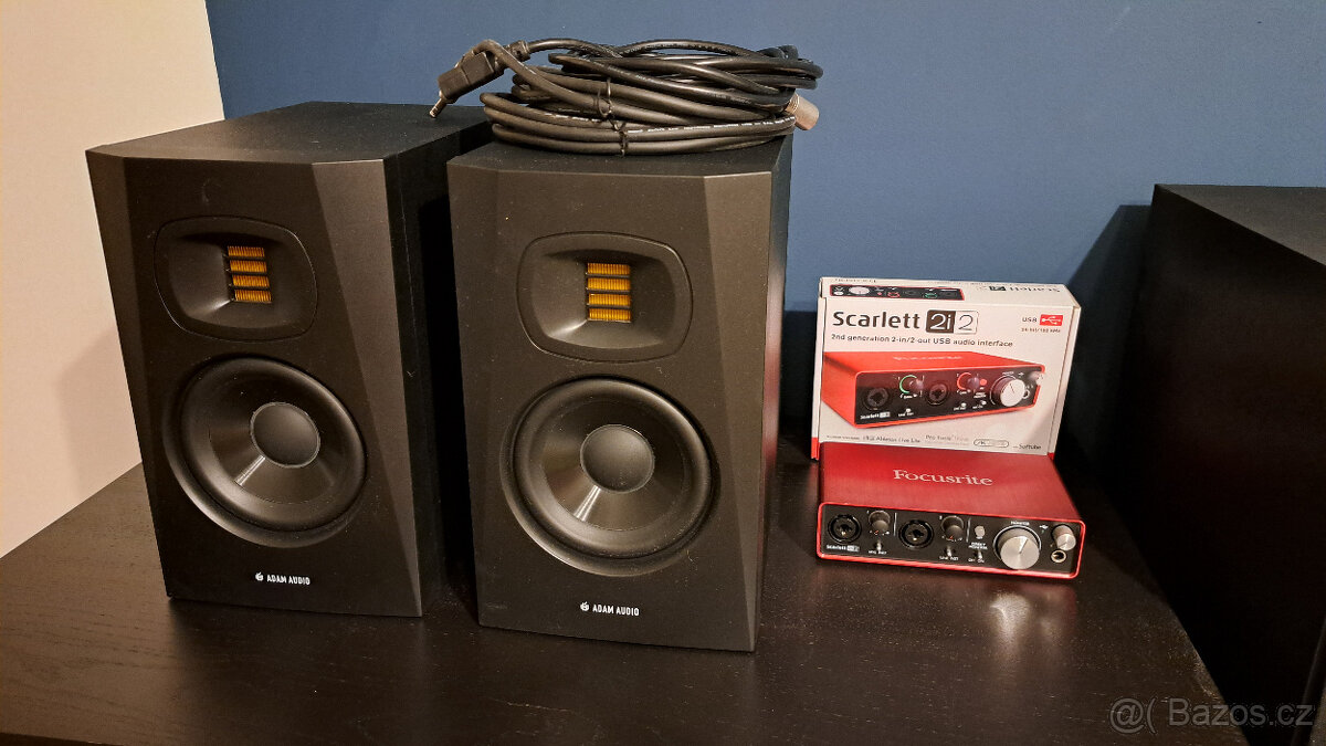 Domácí studio Adam Audio T5V + Focusrite Scarlett 2i2