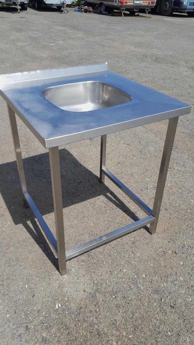 Nerezový dřez ( stůl ) 70x70x85 cm