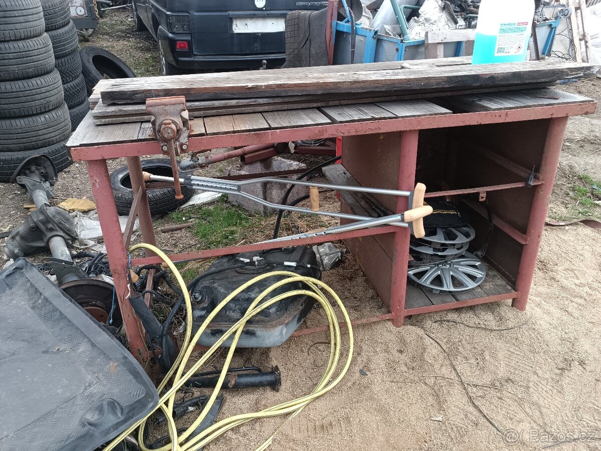 Prodám pong stůl pracovní stůl