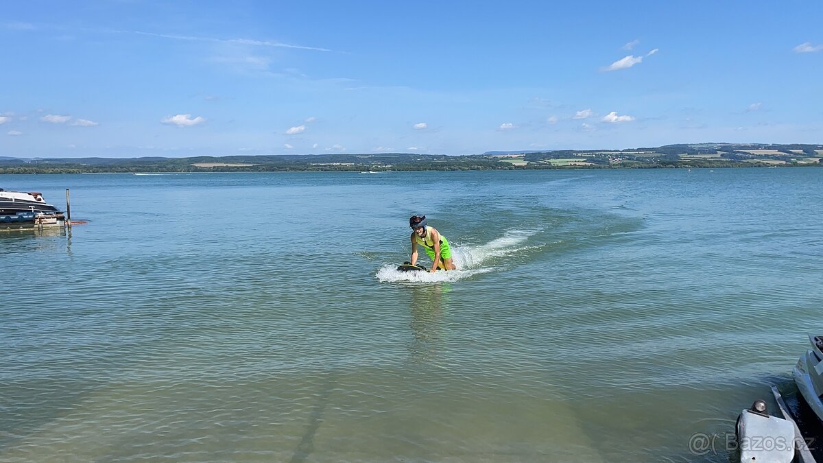 Jetsurf pronájem.