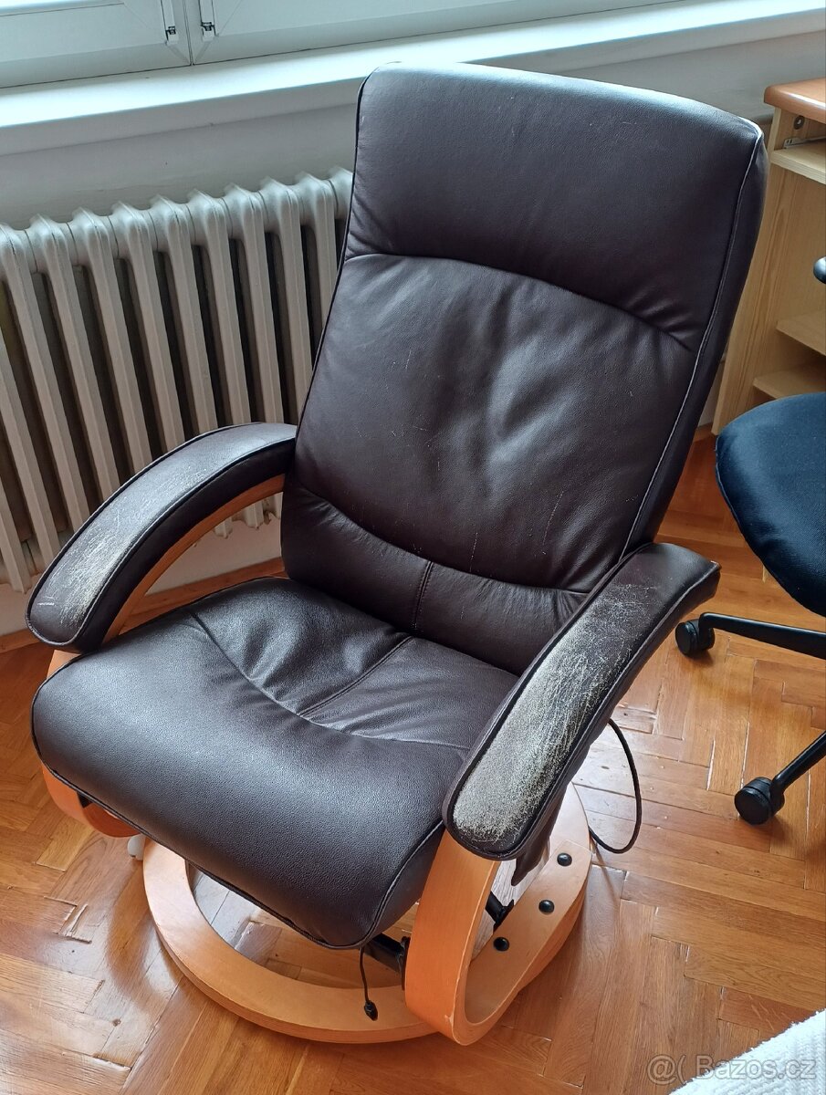 Masážní otočné křeslo