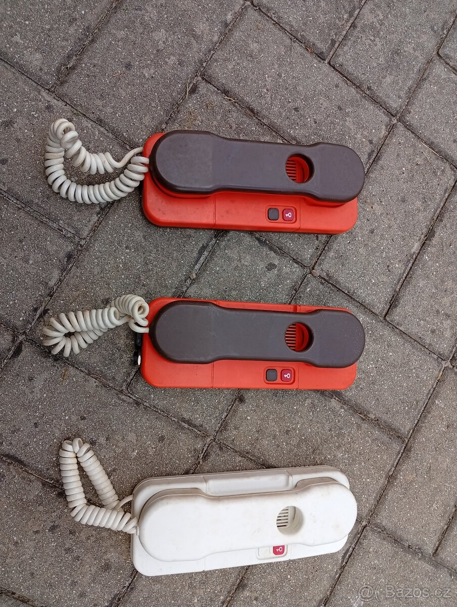 Domovní telefon