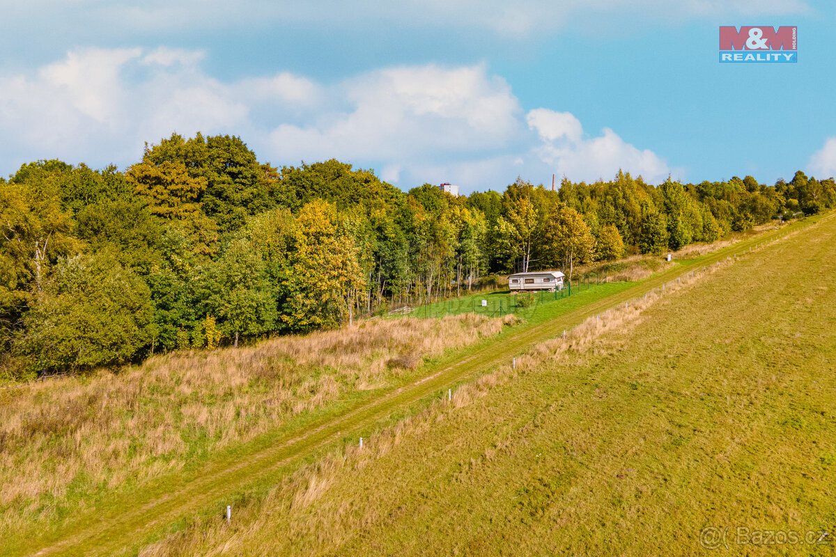 Prodej zahrady, 651 m², Rovná