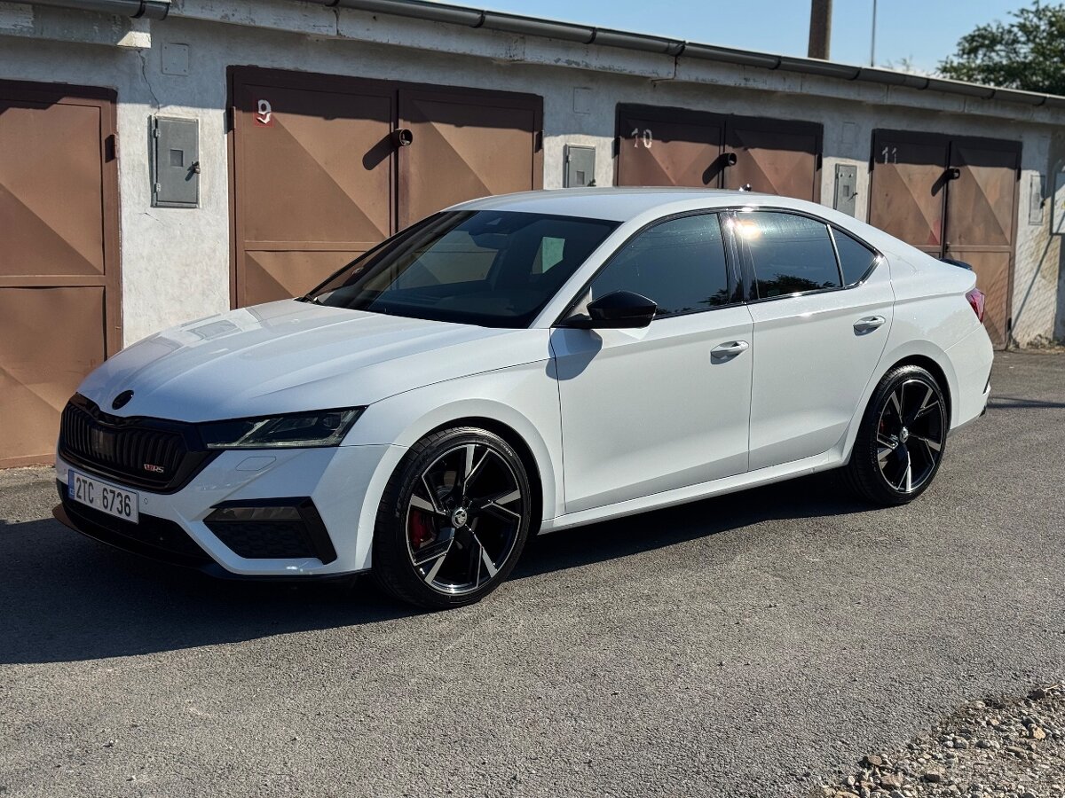 Octavia RS