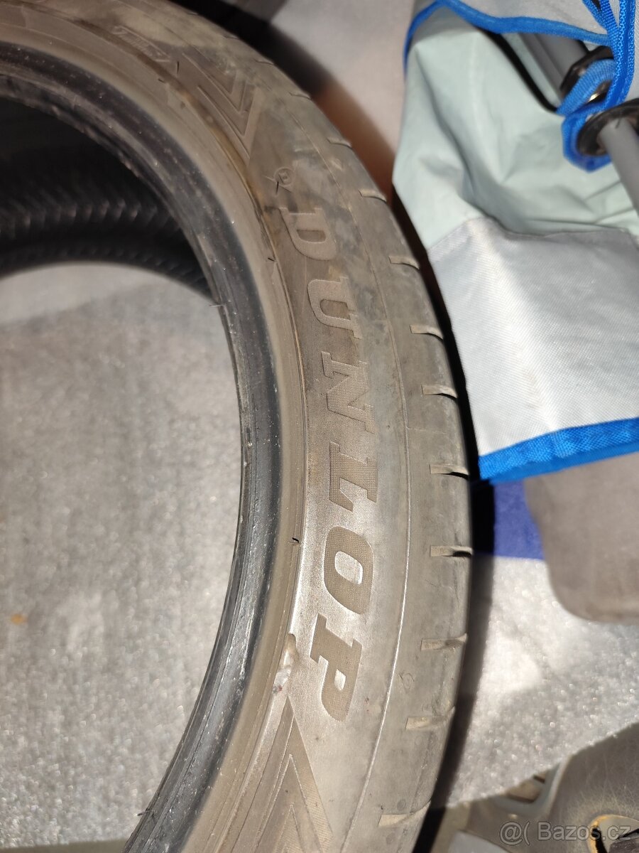 Pneu Dunlop 225/40 R18