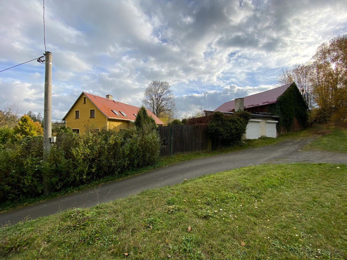 Rodinný dům s velkou zahradou v Karlovarském kraji