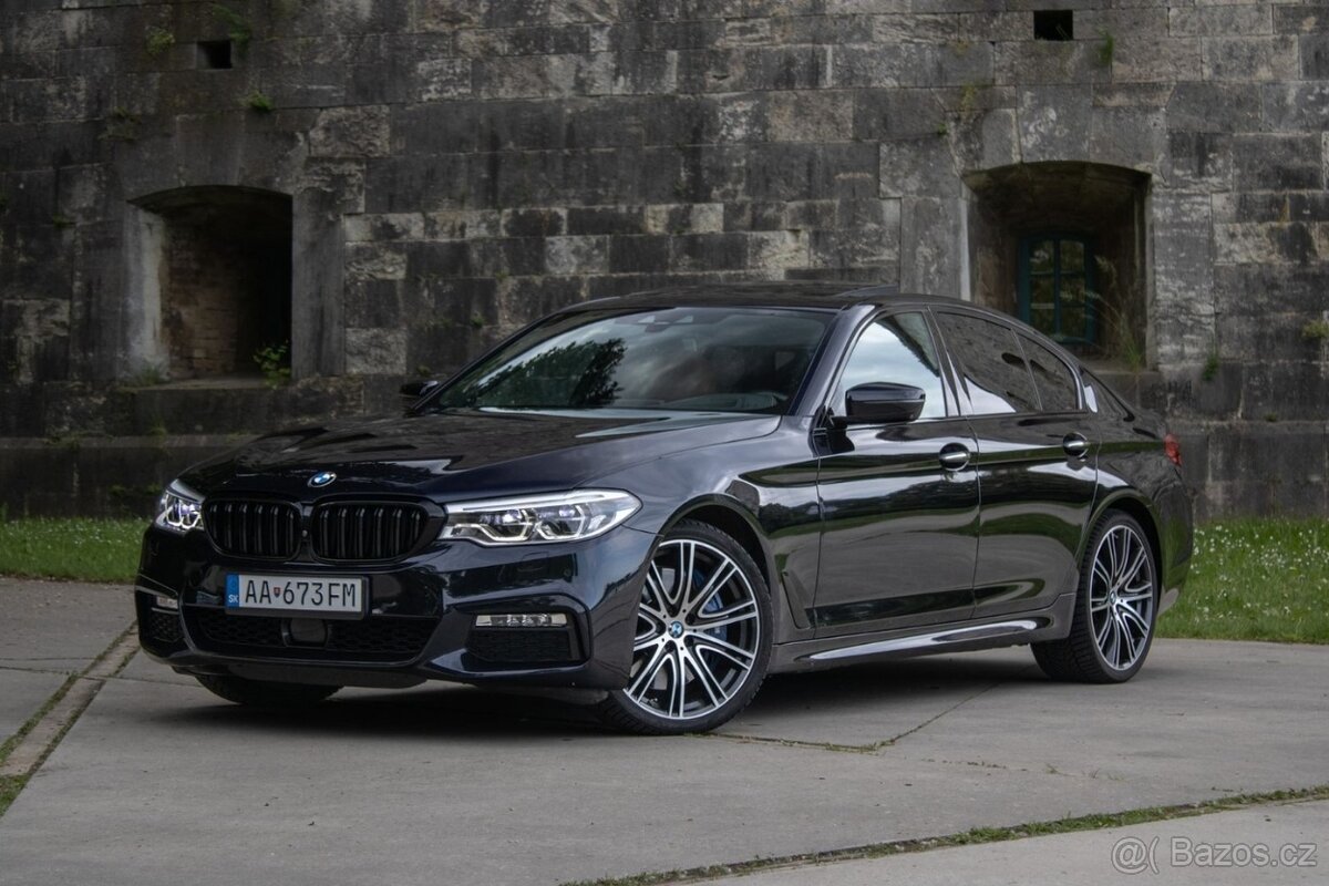 BMW Rad 5 540i xDrive A/T.
