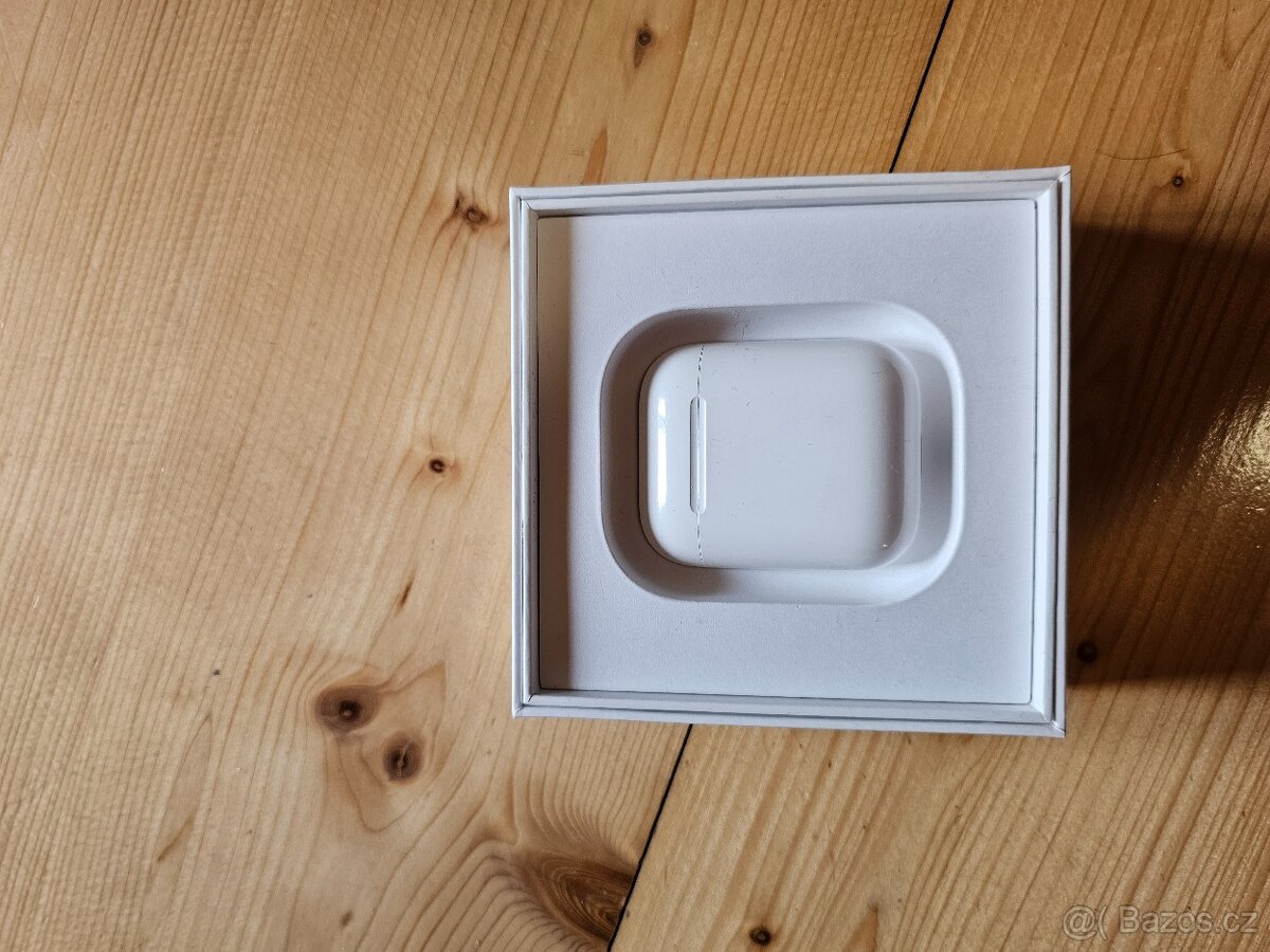 Apple Airpods 2019