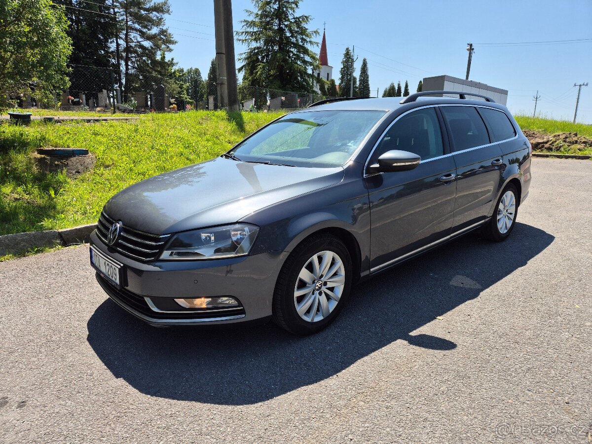 VW Passat B7 Variant 2.0TDI 103kw,DSG,tažné,alcantara,2011