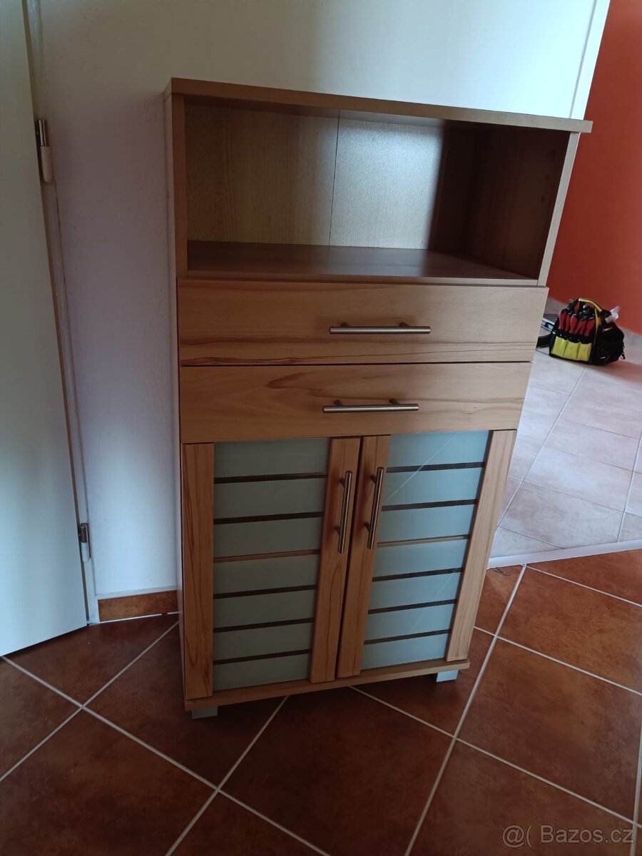 Skříňka