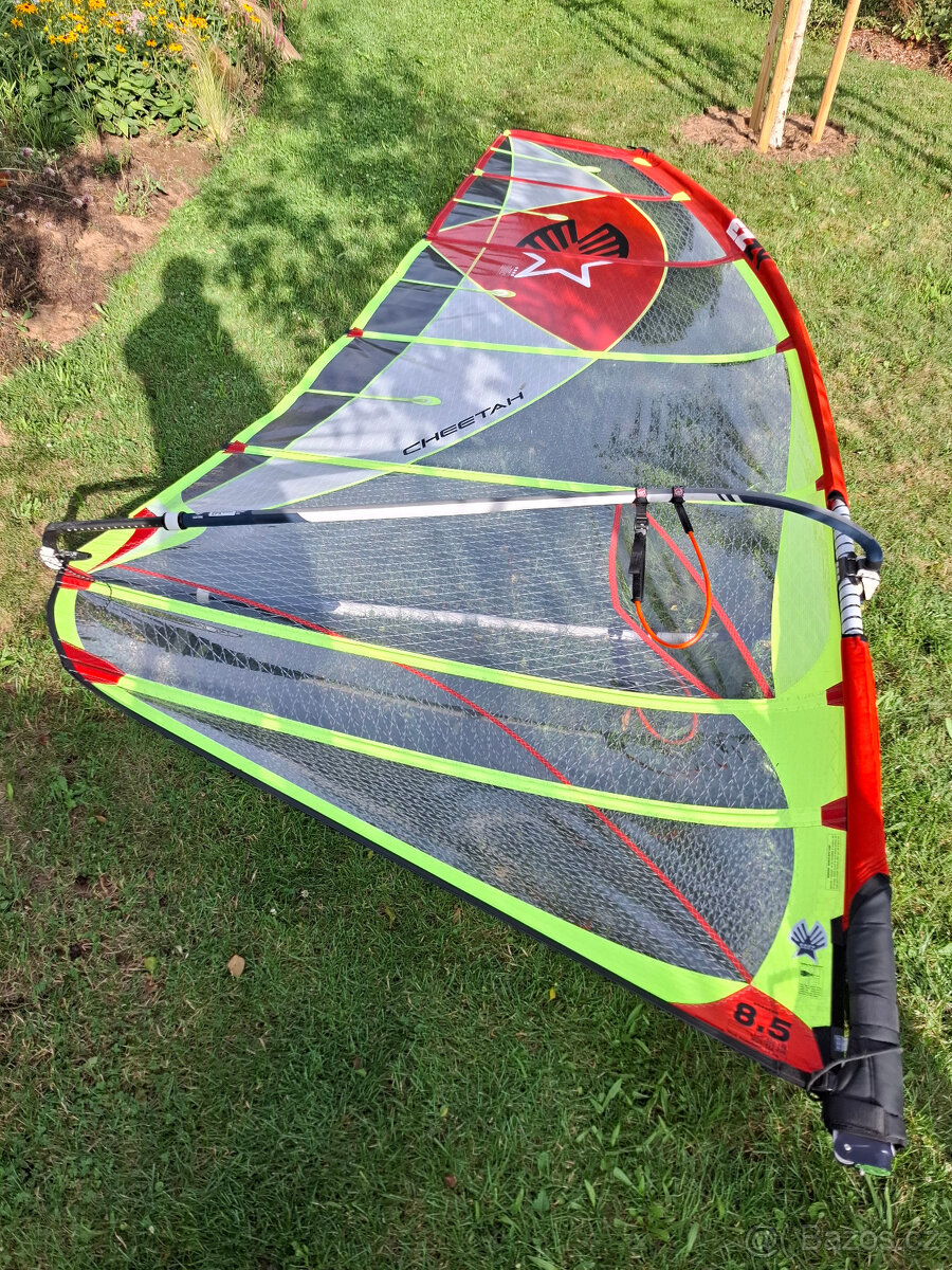 Windsurfing plachta Ezzy Cheetah 8.5m