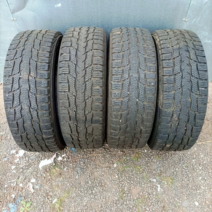 15" C PNEU – 215/70/R15 C – ZIMNÍ - NOKIAN Pneumatika: 215