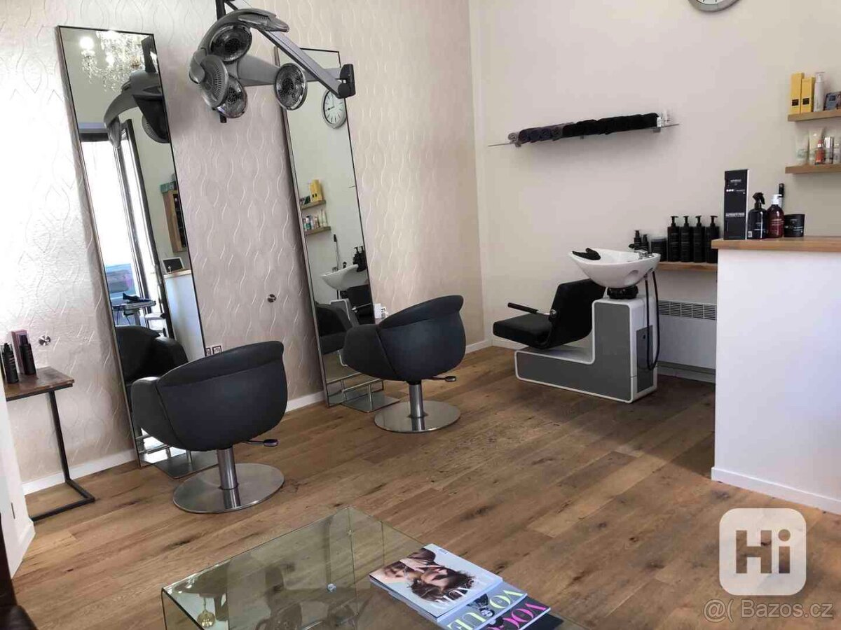 Pronájem kadeřnického křesla - Praha 1