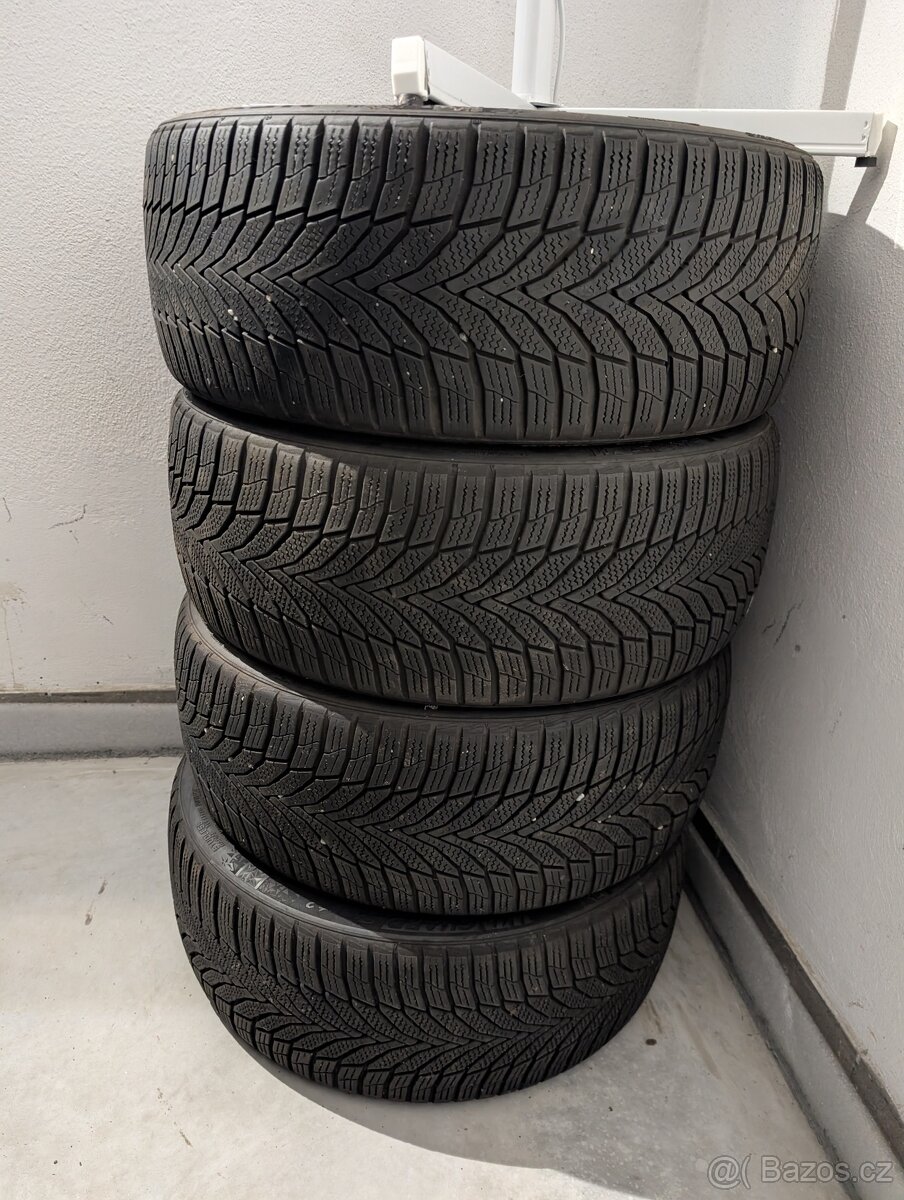 Zimní pneu 215/40 R18 Nexen winguard sport 2