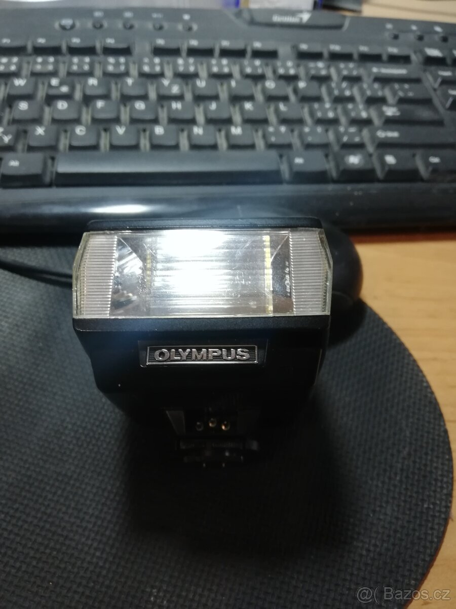 Blesky Olympus T20 a Minolta 20