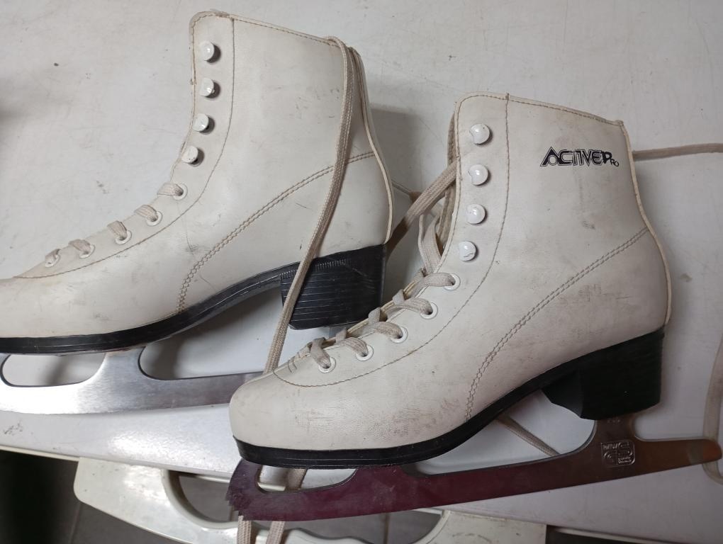 Lední brusle 37