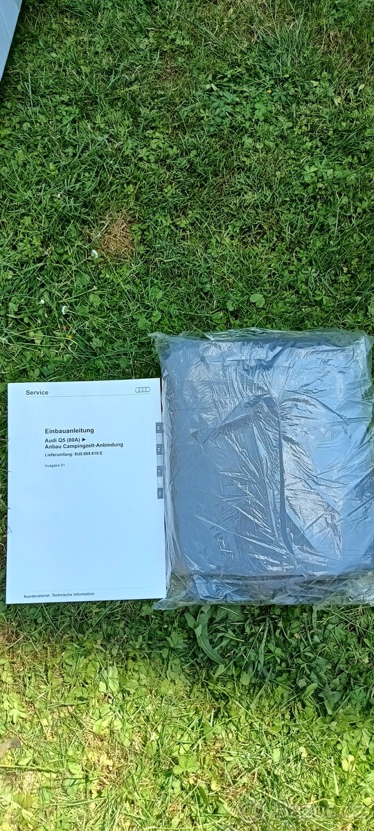 Audi Q5 kemping plachta