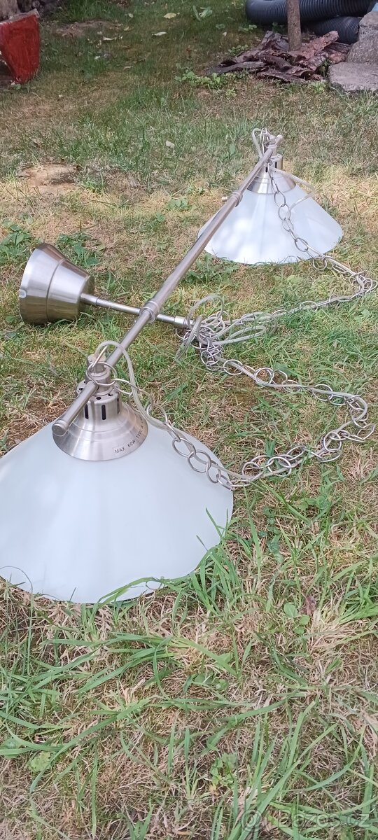 Lustr se dvěma rameny