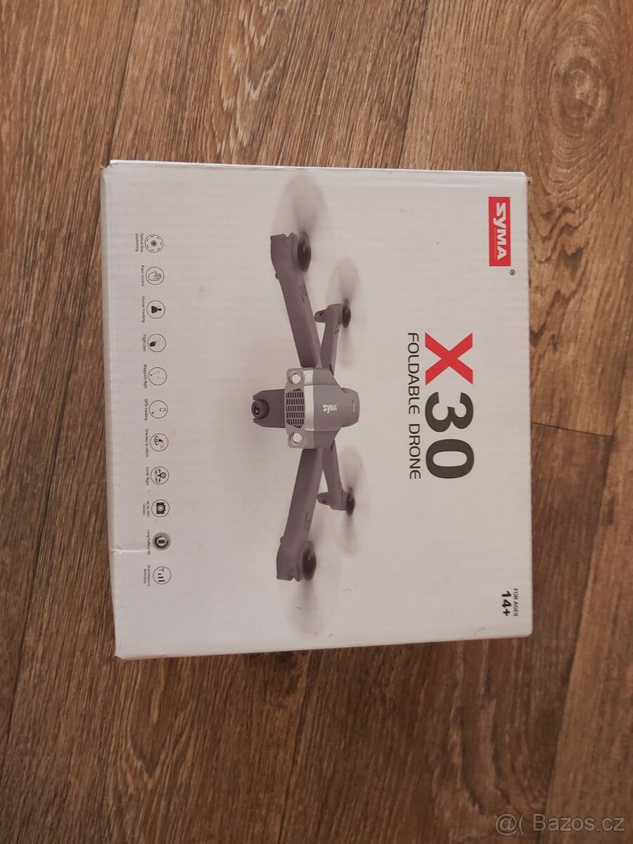 Dron SYMA X30