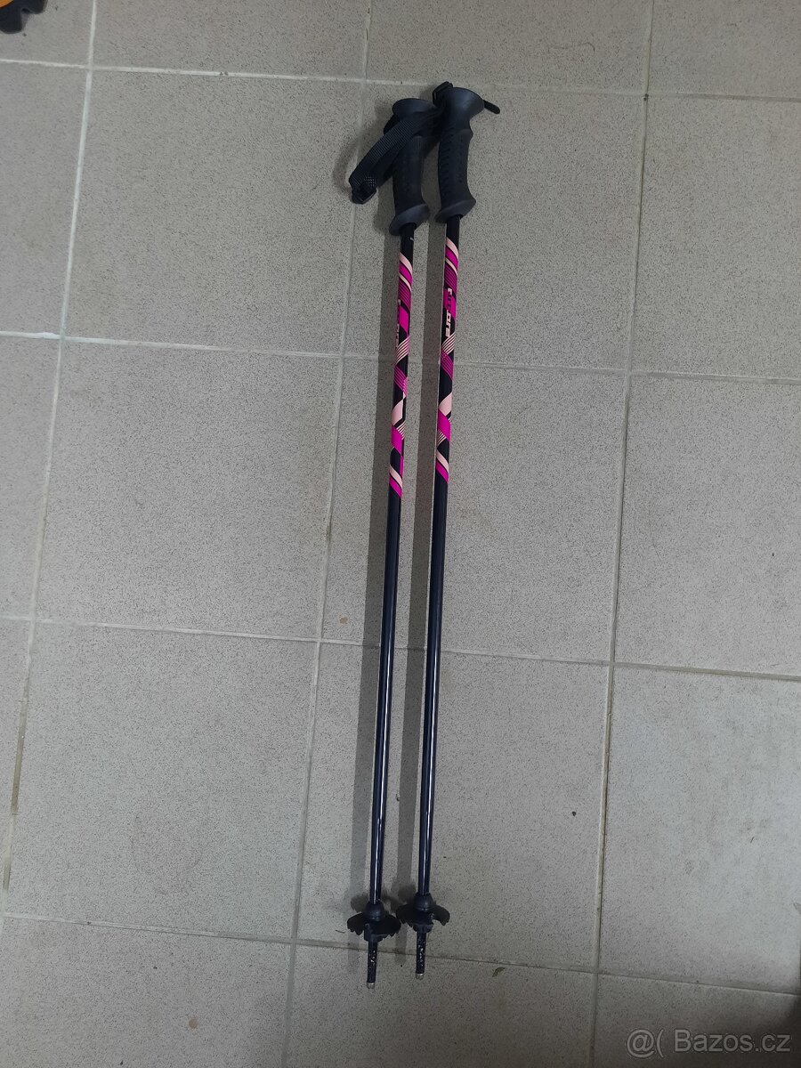 Sjezdové hole 90 cm