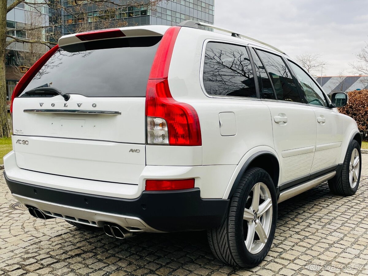 Volvo XC90 2.4 D5 147KW AUTOMAT R-DESIGN SERVISKA