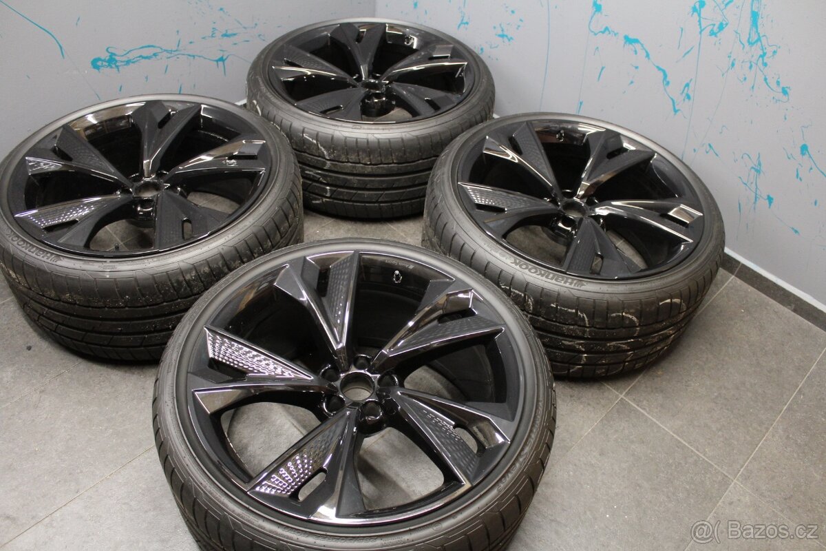 AS326 Letní zánovní ALU Audi RS6 RS7 22" 285/30/22