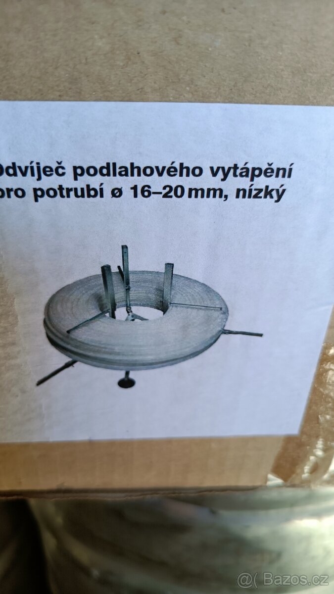 Odvíječ podlahového vytápění
