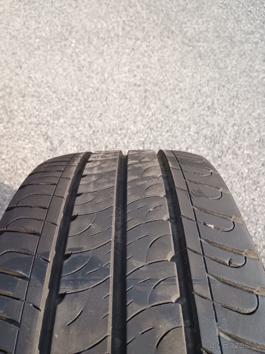 4ks letní pneu Goodyear 235/65r/16c