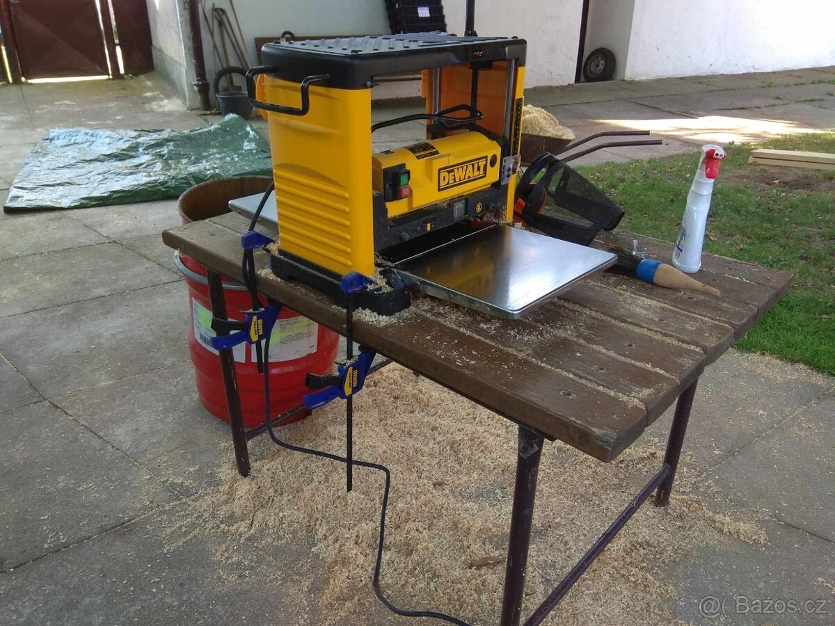 Prodám protah DeWALT 733 - 30 cm - použit jen pár hodin