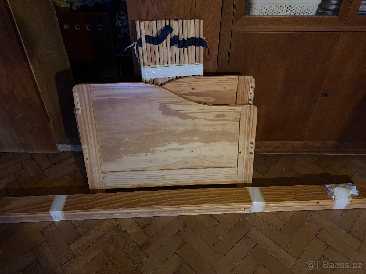 Dětská postel