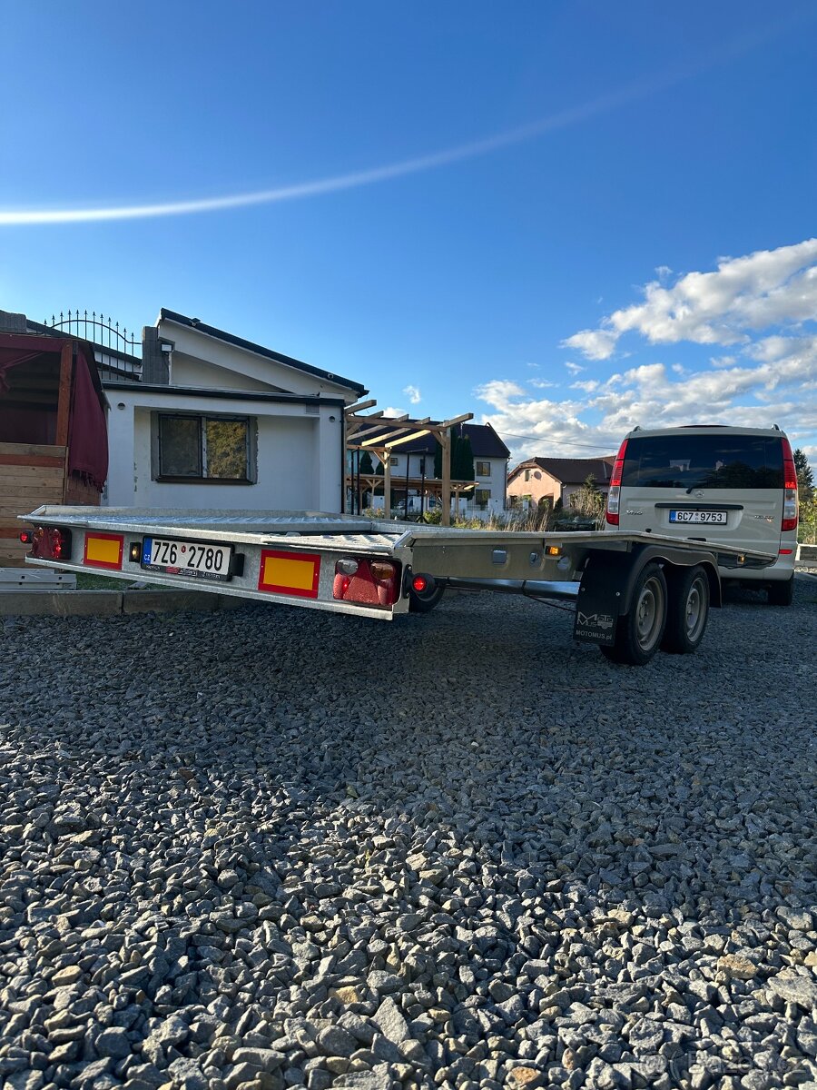 Autopřepravník 2700 kg