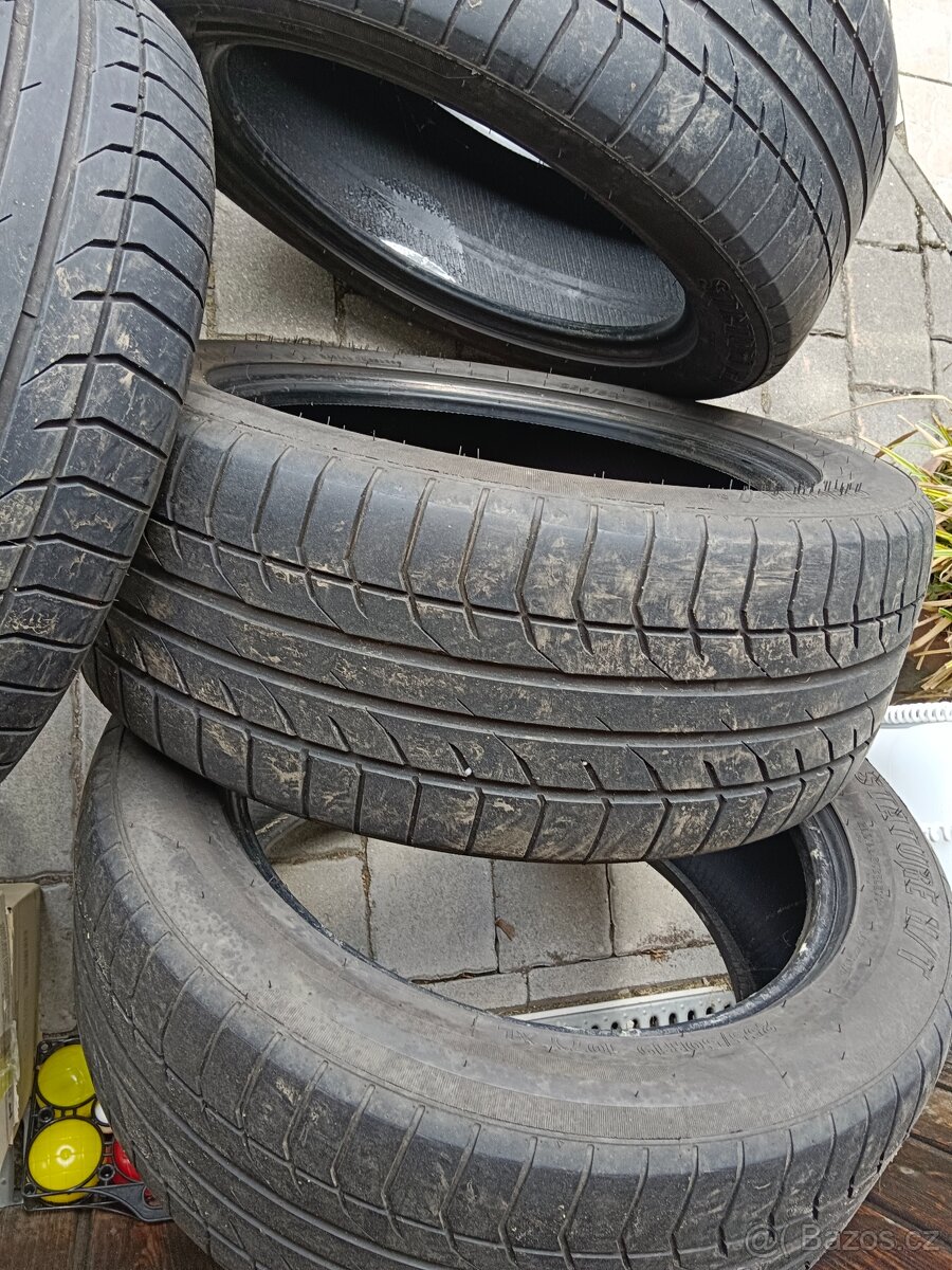 Pneu 255/50/19