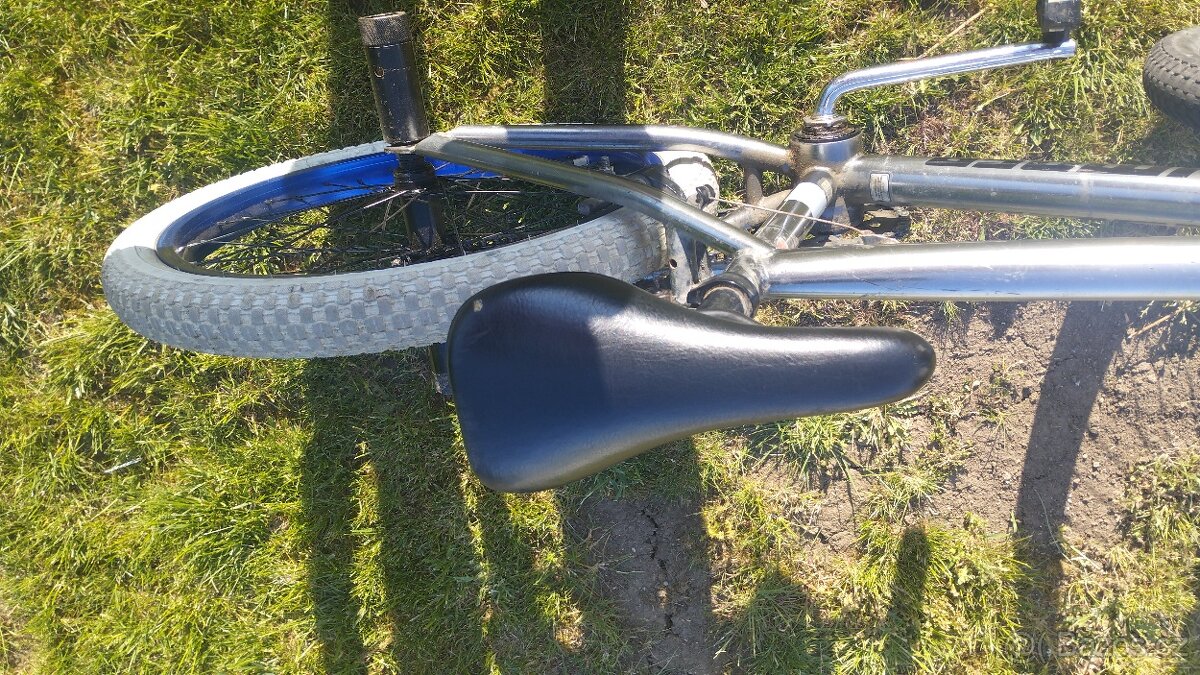Kolo BMX Jumper