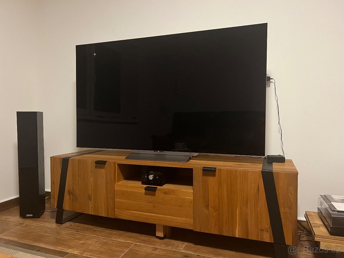 TV komoda dub masiv