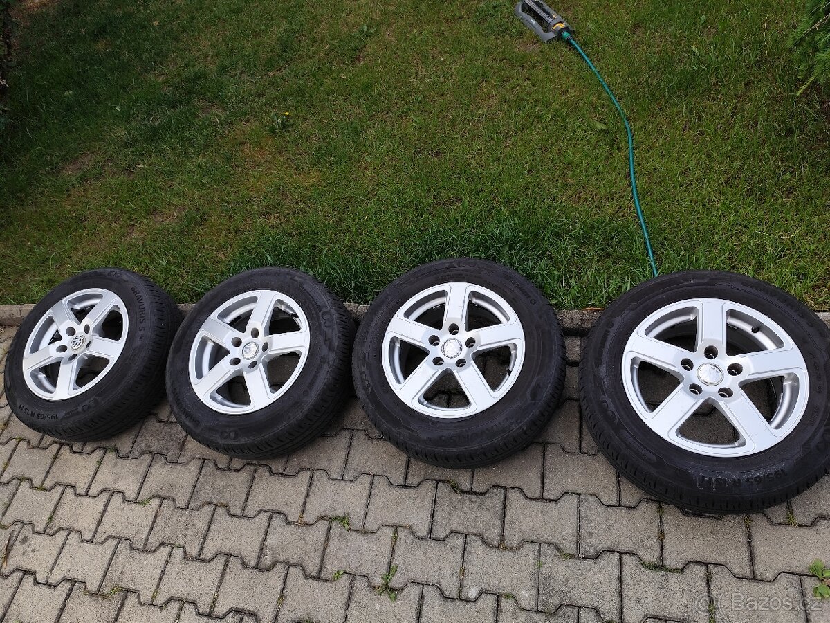 Alu kola 15" rozteč VW, Šk., Barum Bravuris 5 195/65/R15