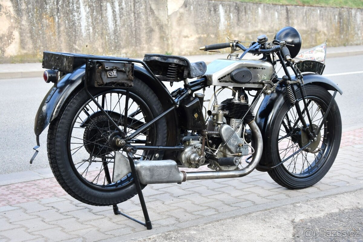 Vzácný Magnat Debon BOS 350 SV z roku 1929