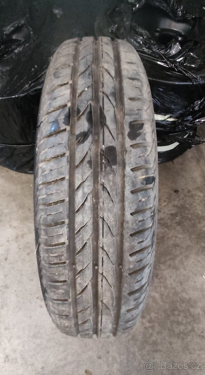 Letni pneu 145/80/13