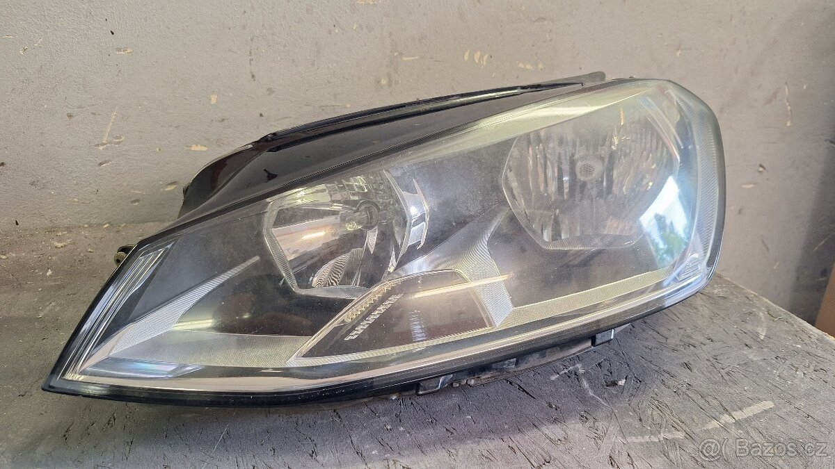 Leve predni svetlo golf 7