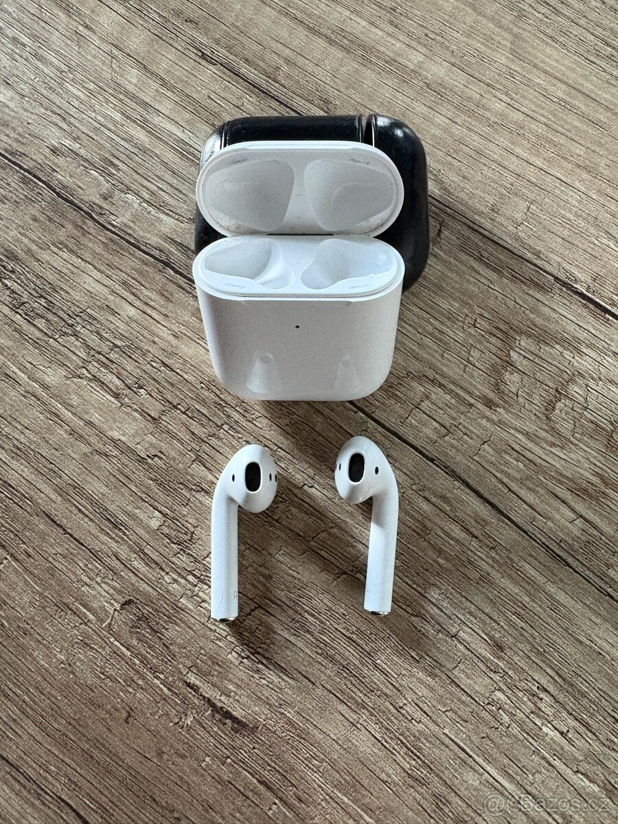 Apple AirPods 2 2019